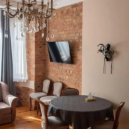 Apartament Kwiatowa